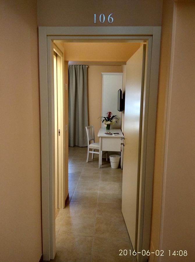Le Camelie Bed & Breakfast Marina di Ginosa Стая снимка