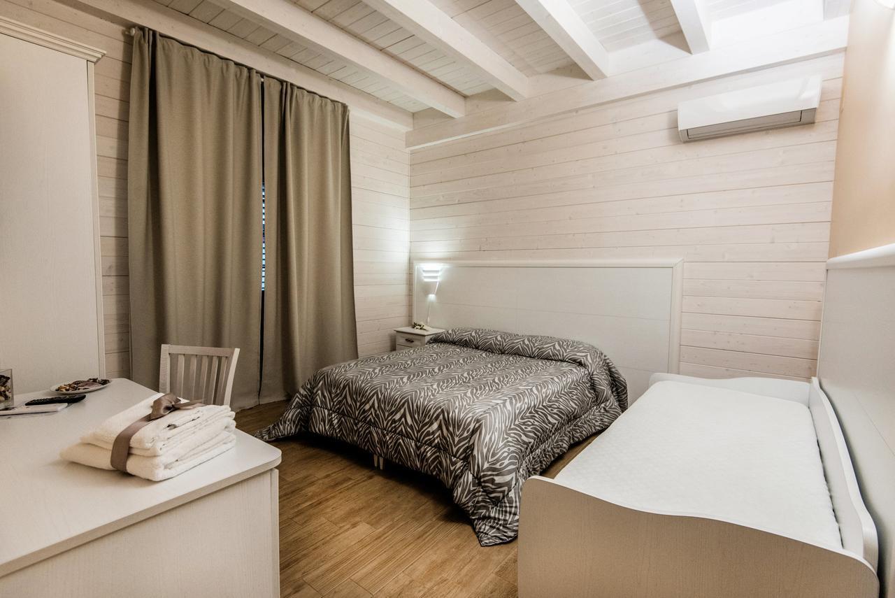 Le Camelie Bed & Breakfast Marina di Ginosa Екстериор снимка